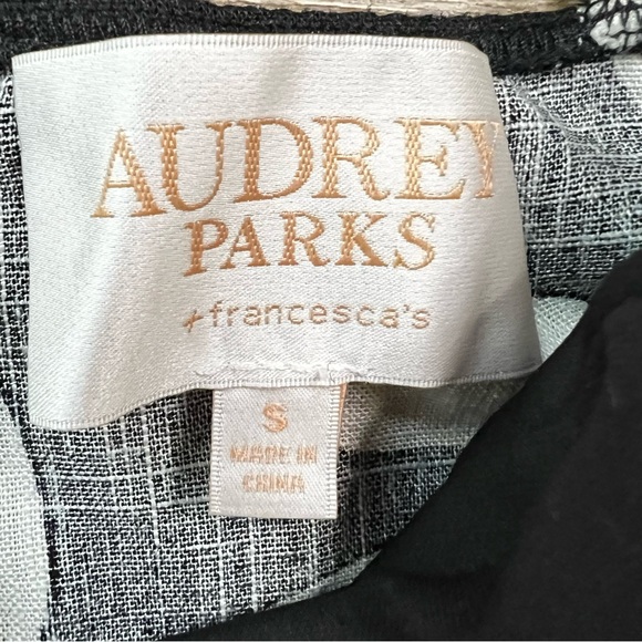 AUDREY PARKS X FRANCESCA'S Jaiden Palm Pom Pom Trim Jumpsuit Retail $66 - Picture 3 of 9